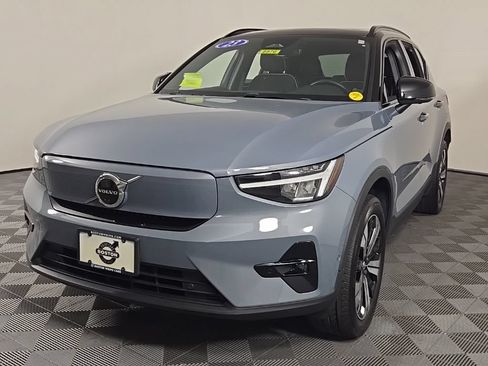 Certified 2023 Volvo XC40 Recharge Plus w/ Protection Package Premier AWD/4WD image 3