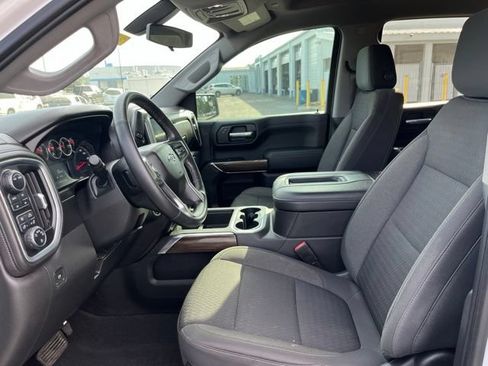 Used 2021 Chevrolet Silverado 1500 RST w/ Z71 Off-Road Package AWD/4WD image 7