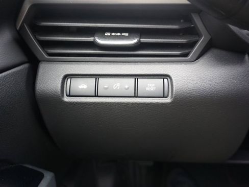Used 2023 Nissan Altima 2.5 SR w/ SR Premium Package FWD image 5