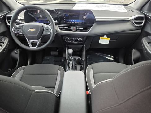 New 2026 Chevrolet TrailBlazer LT w/ Convenience Package AWD/4WD image 15