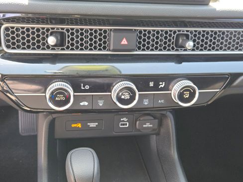 Used 2024 Honda Civic LX image 15