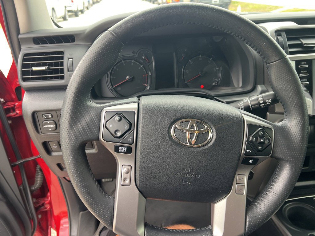 Used 2021 Toyota 4Runner SR5 RWD image 57