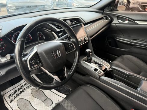 Used 2019 Honda Civic Sport image 11