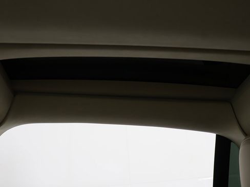 Used 2017 Tesla Model X 75D image 36