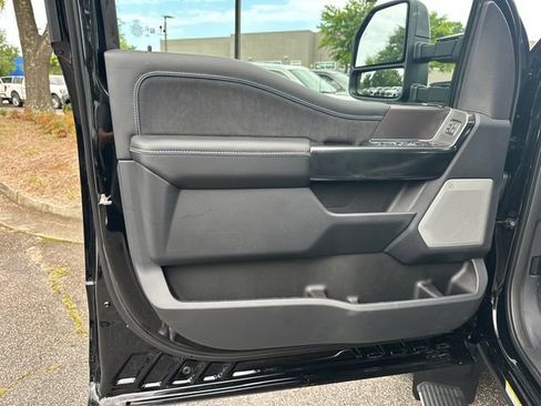 New 2026 Ford F450 Platinum w/ FX4 Off-Road Package AWD/4WD image 11