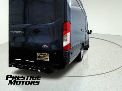 Used 2022 Ford Transit 250 148 High Roof Extended AWD w/ Parcel Delivery Package image 7