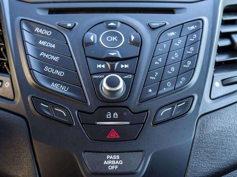 Used 2016 Ford Fiesta SE image 21
