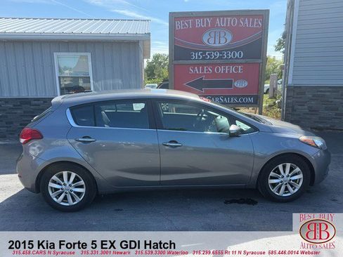 Used 2015 Kia Forte EX image 2