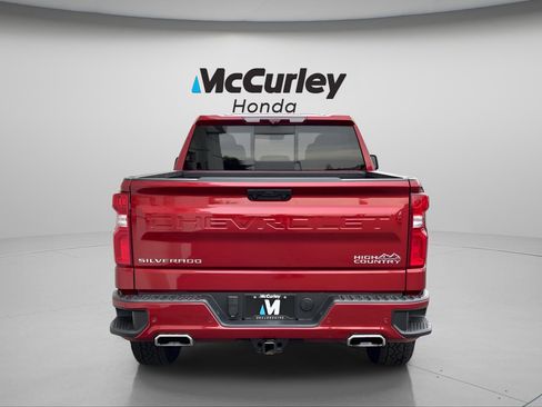 Used 2024 Chevrolet Silverado 1500 High Country w/ Technology Package image 4