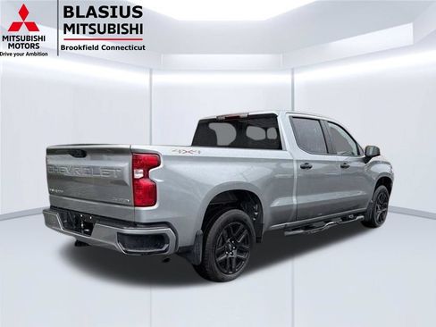 Used 2024 Chevrolet Silverado 1500 Custom AWD/4WD image 10