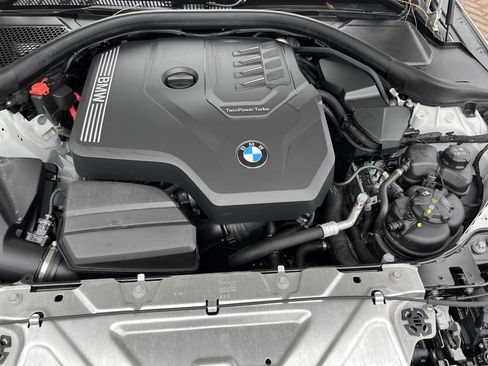 Used 2025 BMW 230i Coupe w/ Convenience Package image 34