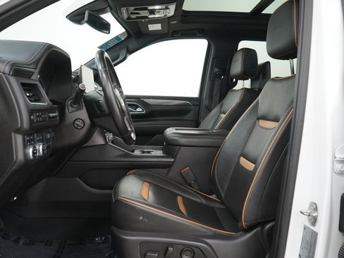 Used 2021 GMC Yukon AT4 w/ AT4 Premium Plus Package AWD/4WD image 27