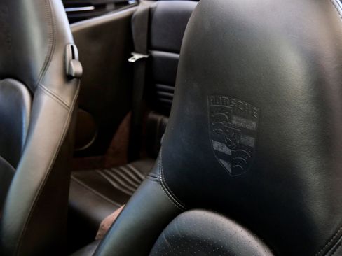 Used 2000 Porsche 911 Cabriolet image 29