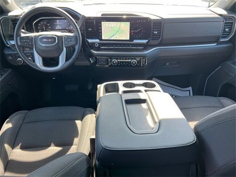 Certified 2024 GMC Sierra 2500 SLE w/ SLE Value Package; image 22