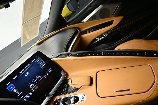 Used 2022 Chevrolet Corvette Stingray Premium Cpe w/ Z51 Performance Package RWD image 18
