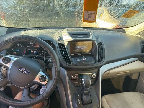 Used 2014 Ford Escape SE w/ Equipment Group 201A AWD/4WD image 8