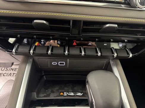 New 2026 Chevrolet Colorado ZR2 w/ Technology Package AWD/4WD image 36