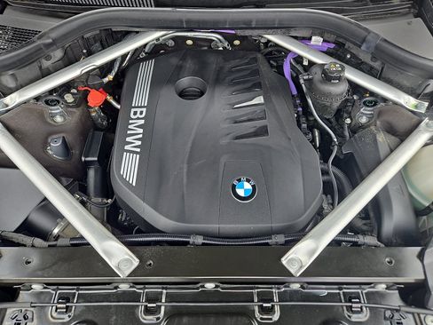 Used 2024 BMW X7 xDrive40i image 27