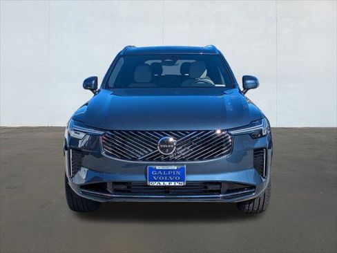 New 2026 Volvo XC90 T8 Plus w/ Protection Package Premier image 4