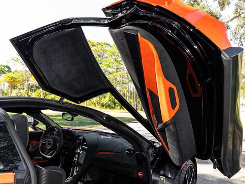Used 2021 McLaren 765LT image 83