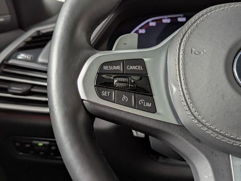 Used 2021 BMW X5 M50i w/ Dynamic Handling Package image 22