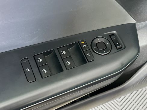 Used 2025 Kia K4 FWD image 15