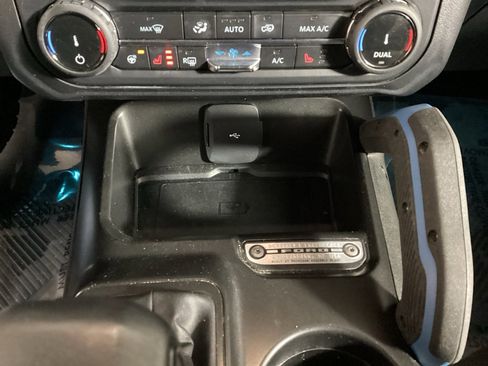 Used 2022 Ford Bronco Wildtrak image 28