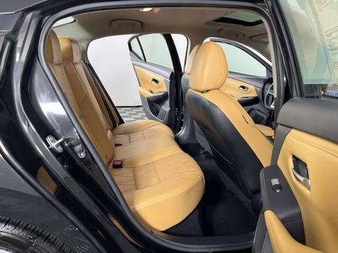 Used 2023 Nissan Sentra SV w/ SV Premium Package FWD image 52