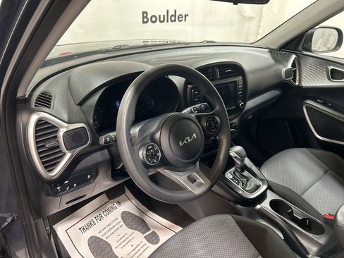 Used 2022 Kia Soul LX w/ Technology Package image 24