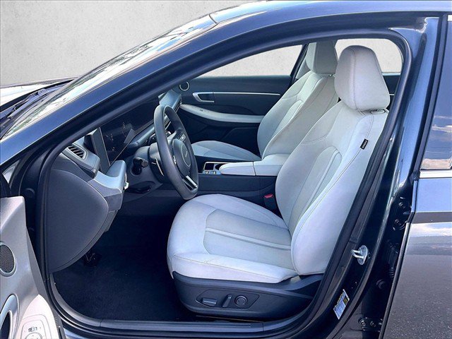 Used 2025 Hyundai Sonata SEL FWD image 24