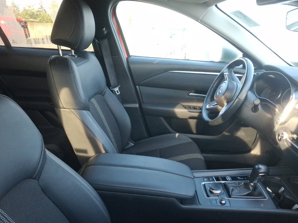 Used 2025 MAZDA CX-50 AWD 2.5 S w/ Premium Package image 12
