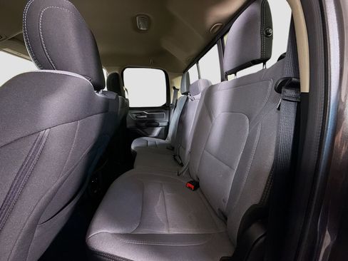 Used 2019 RAM 1500 Big Horn image 25