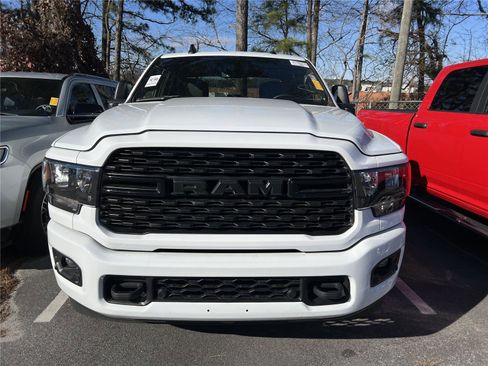 Used 2024 RAM 2500 Big Horn w/ Night Edition image 3