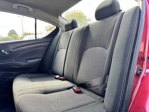 Used 2018 Nissan Versa SV image 16