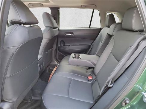 Used 2026 Toyota Corolla Cross XLE w/ Convenience Package FWD image 11