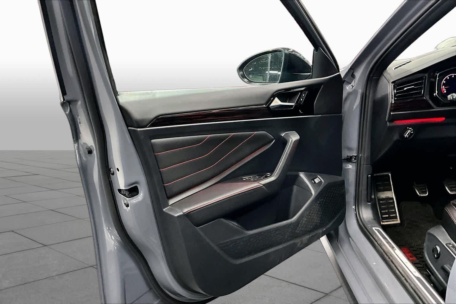 Used 2023 Volkswagen Jetta GLI Autobahn FWD image 21