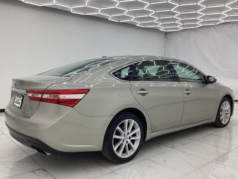 Used 2013 Toyota Avalon XLE Touring image 10