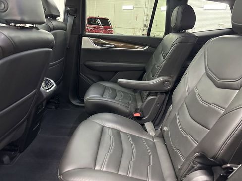 Used 2023 Cadillac XT6 Sport w/ Platinum Package AWD/4WD image 14