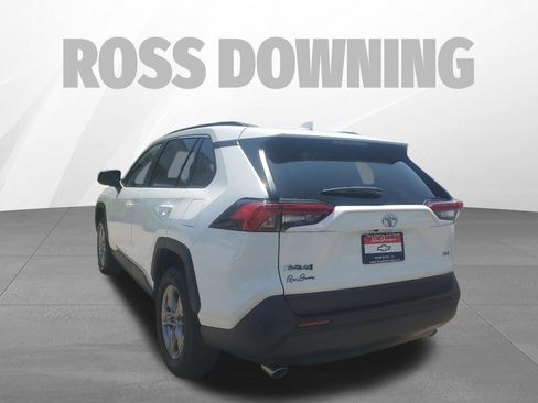 Used 2025 Toyota RAV4 XLE FWD image 6