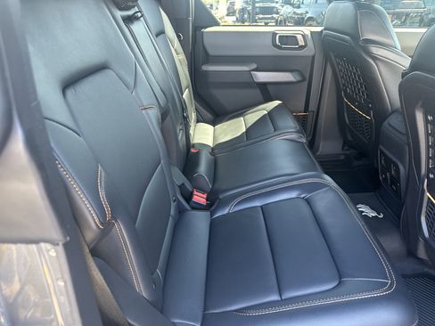 Used 2023 Ford Bronco Badlands image 27