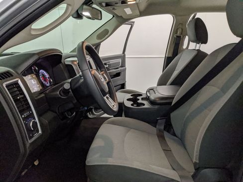 Used 2022 RAM 1500 Classic SLT w/ Electronics Group image 16