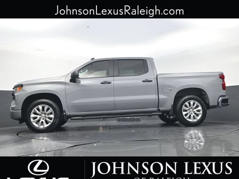 Used 2025 Chevrolet Silverado 1500 Custom RWD image 21