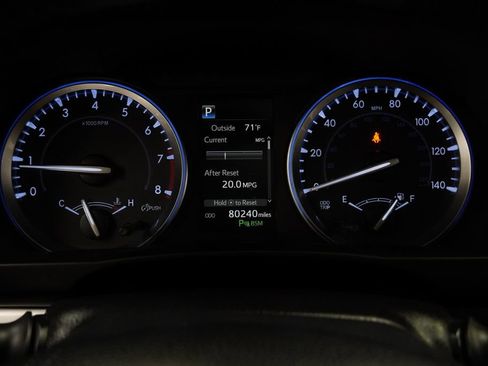 Used 2018 Toyota Highlander Limited AWD/4WD image 31