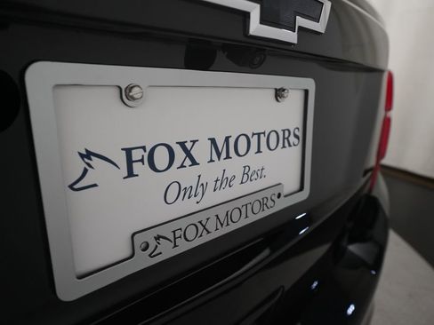 Used 2022 Chevrolet Trax LT w/ Midnight Edition AWD/4WD image 36
