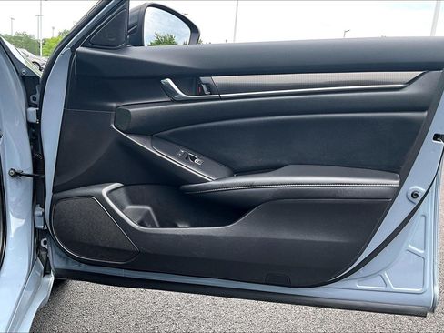 Used 2022 Honda Accord Sport image 22