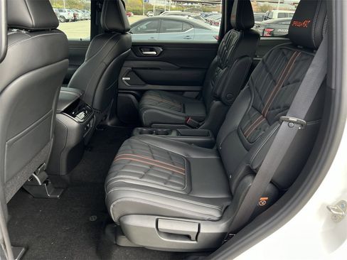 New 2026 Nissan Armada PRO-4X image 19