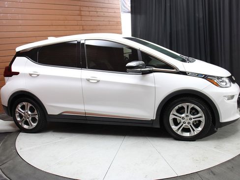 Used 2020 Chevrolet Bolt LT image 43