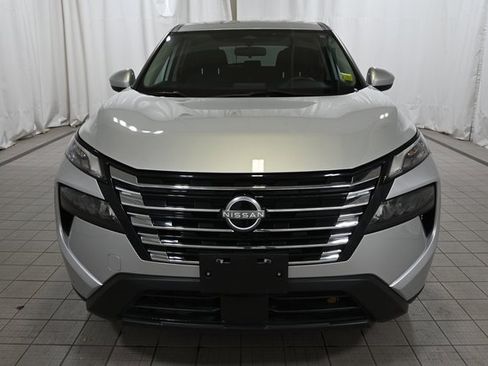 Used 2024 Nissan Rogue SV image 15