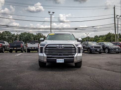 Used 2022 Toyota Tundra Limited AWD/4WD image 7