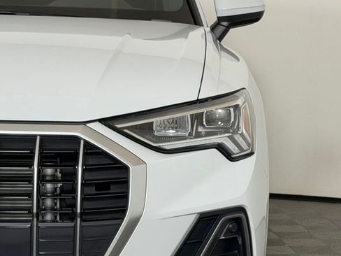 Certified 2024 Audi Q3 2.0T Premium Plus w/ Premium Plus Package AWD/4WD image 11